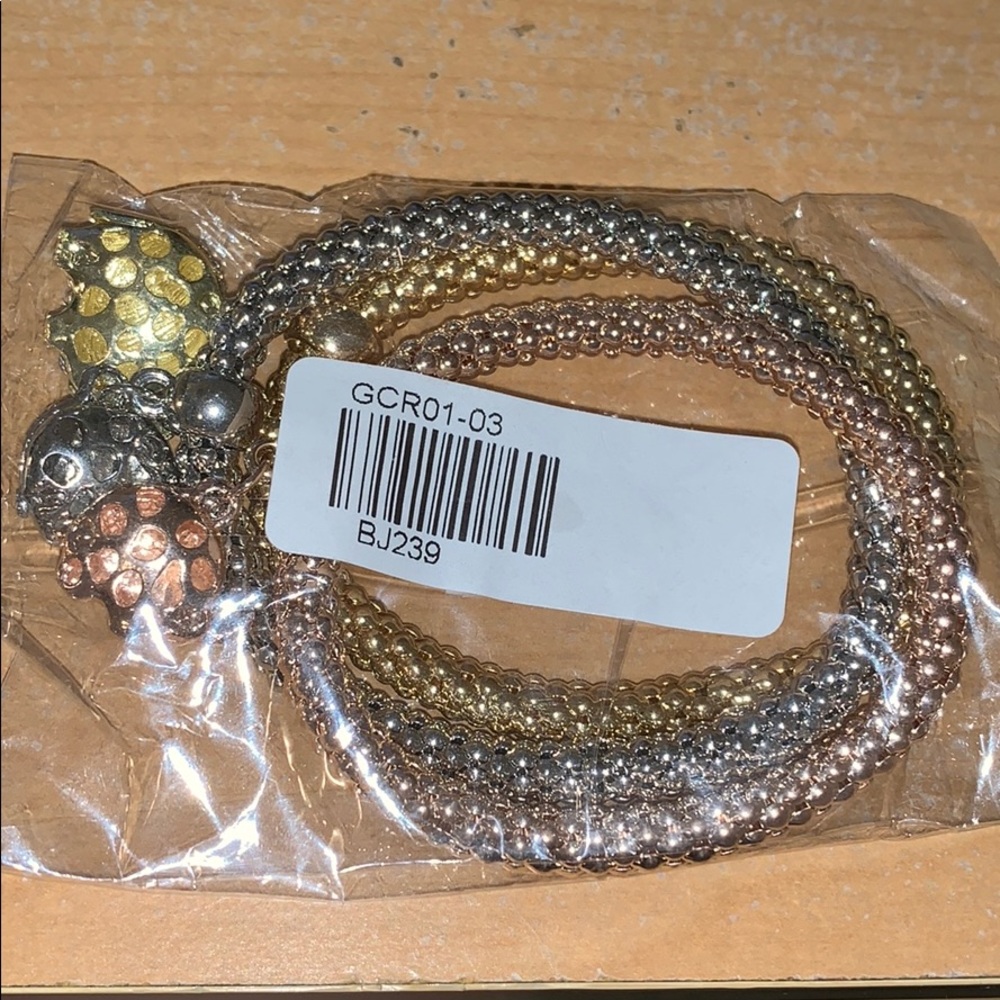 Bracelet - Picture 3 of 3